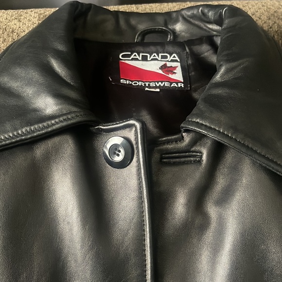 Leather jacket - Picture 3 of 5